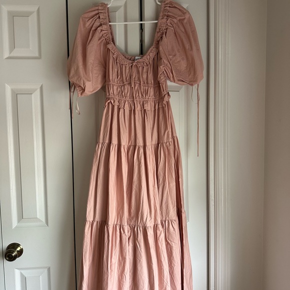 En Saison Poplin Puff-Sleeve Tiered Midi Dress - Picture 2 of 6